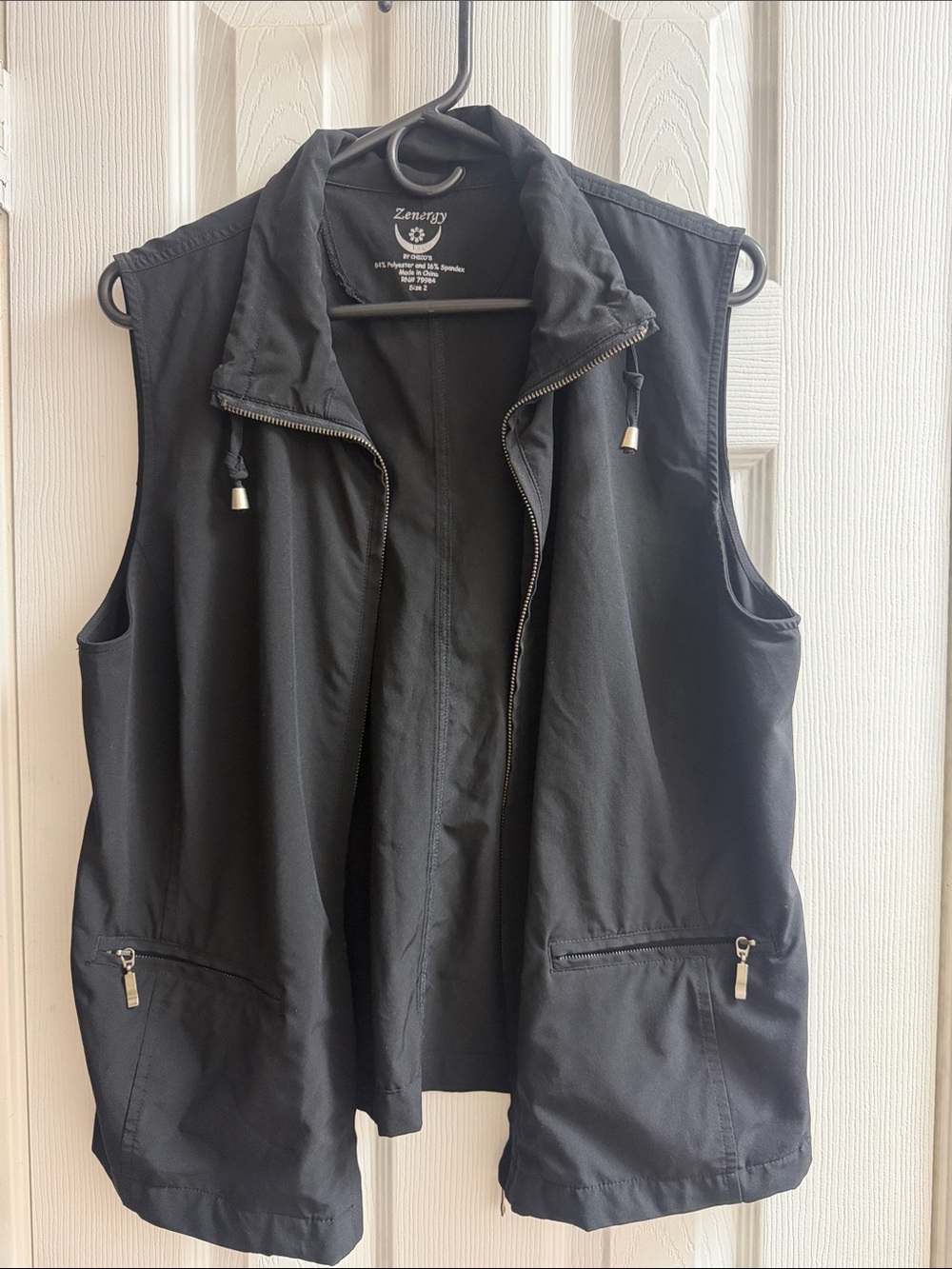 Zenergy Women's Black Utility Vest